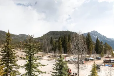 Mountain road toward Keystone